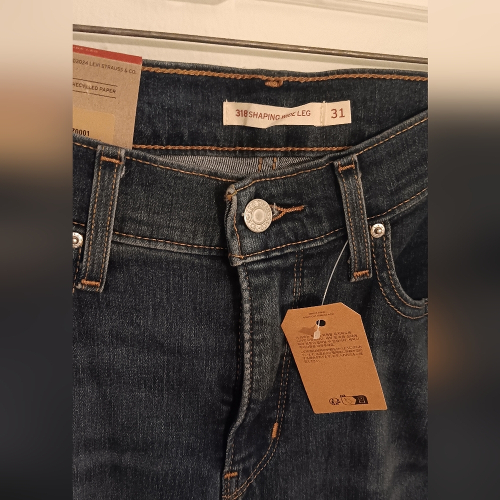 NWT Levis 318 Shaping Wide Leg Dark Blue Jeans 31x32 - Picture 2 of 6